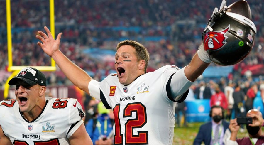If You Can Name 10 Of These NFL Record Holders, You're A Walking Encyclopedia And A Real NFL Fan!