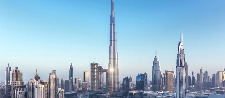 In which metropolis can you find that sky-scraping giant, Burj Khalifa?